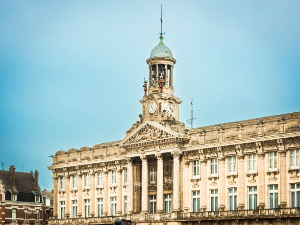 À Cambrai, Thermie France rénove votre maison avec le bardage extérieur Uniso